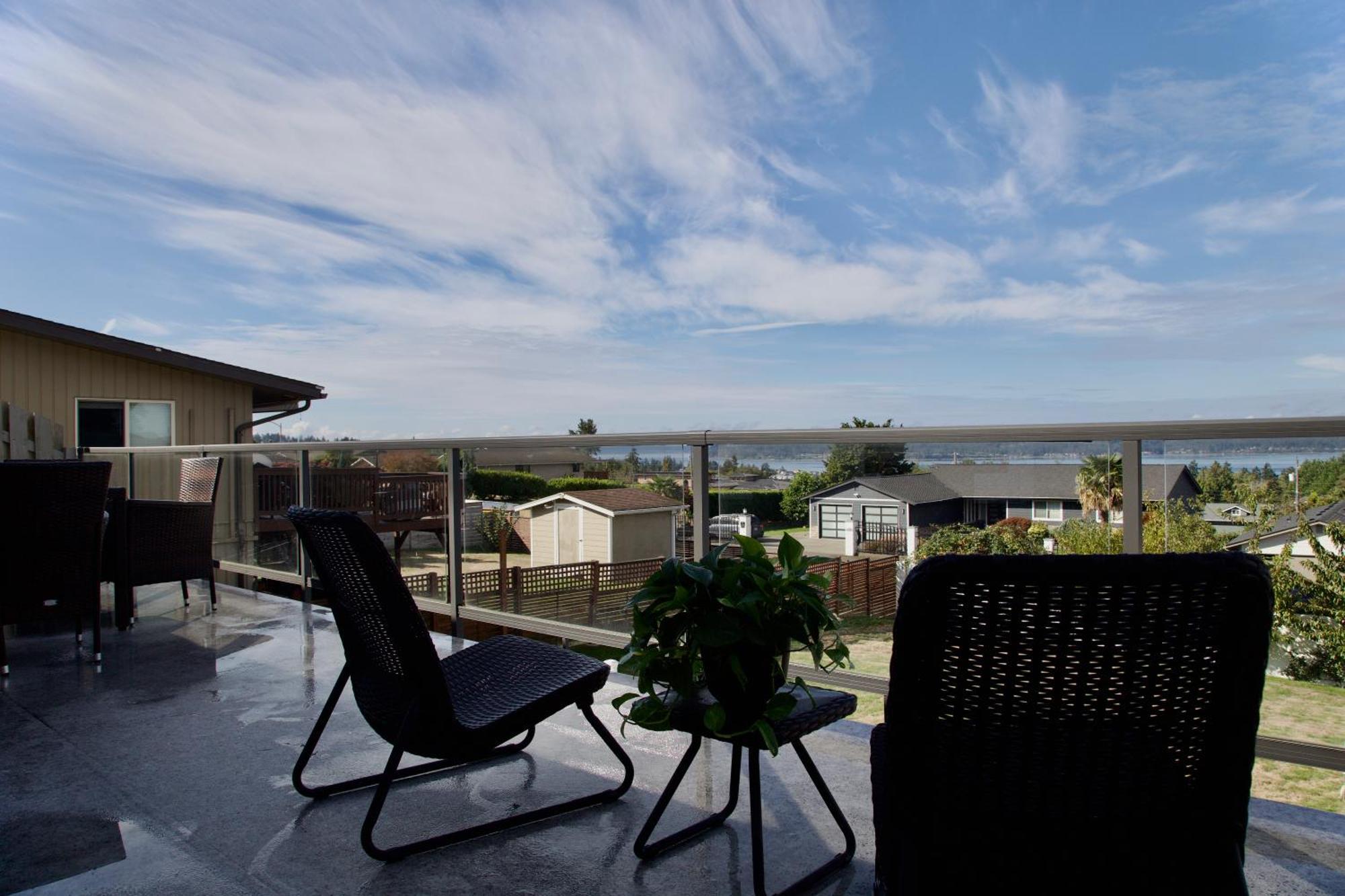 Scenic Lake View Home Tacoma Exterior foto